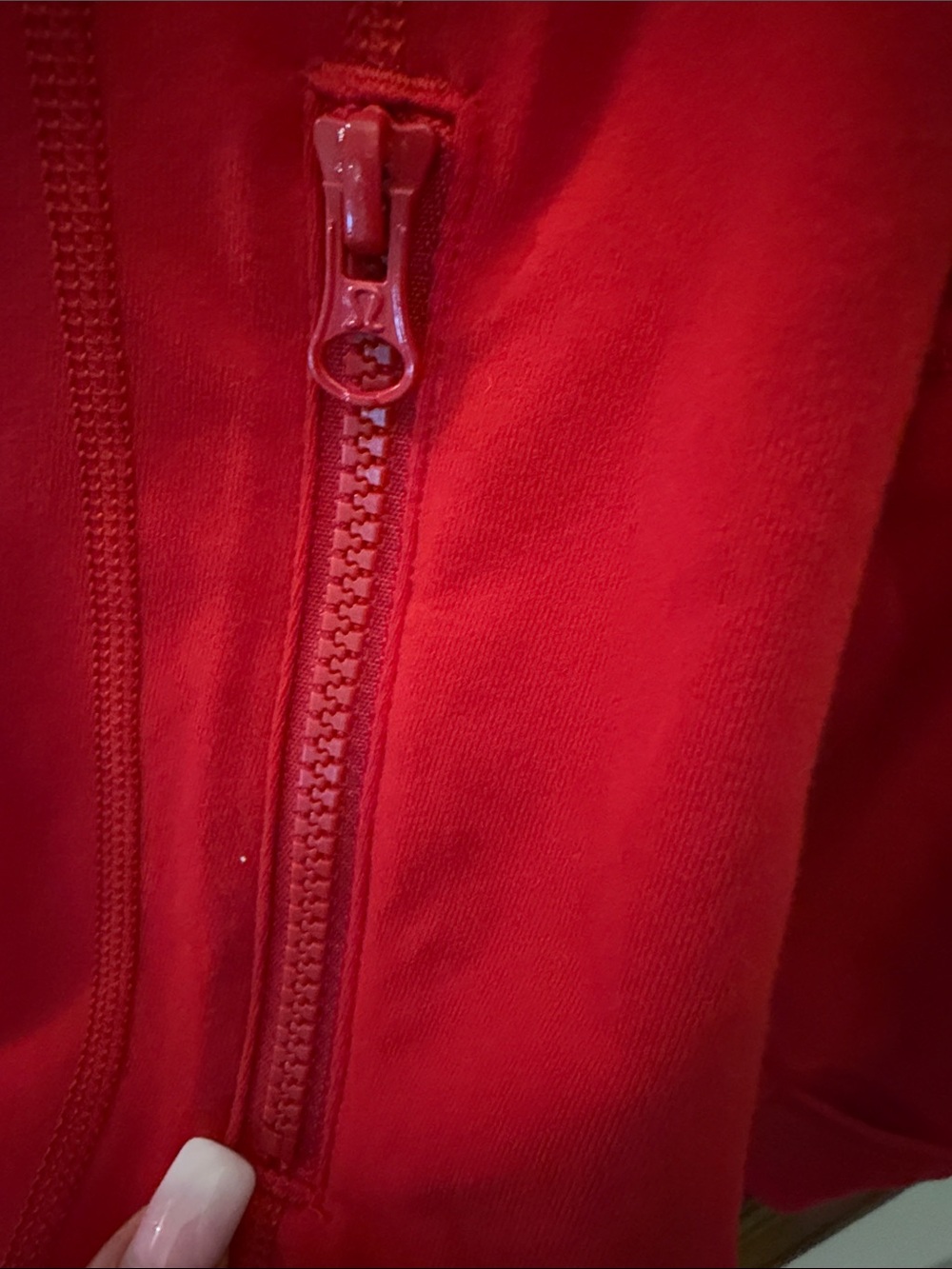 EUC Lululemon Women’s Red Define Jacket Sz 8 - Picture 4 of 9